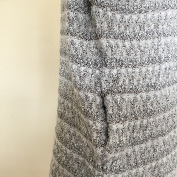 Joie Lerado Boucle Cardigan Sweater Geometric Wool Alpaca Blend Size M - Picture 3 of 9